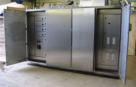 Stainless Steel Enclosures: Common Applications and Versatile 